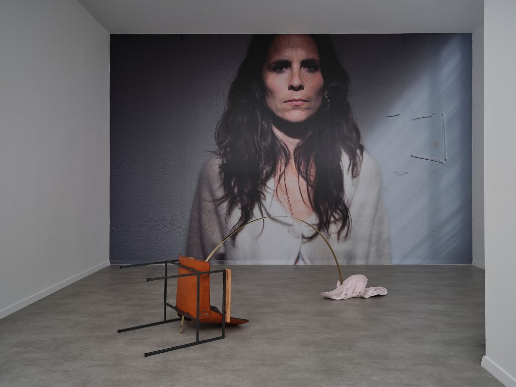 Dear father, installation views, trotoar, photo by d. Žižić (22)